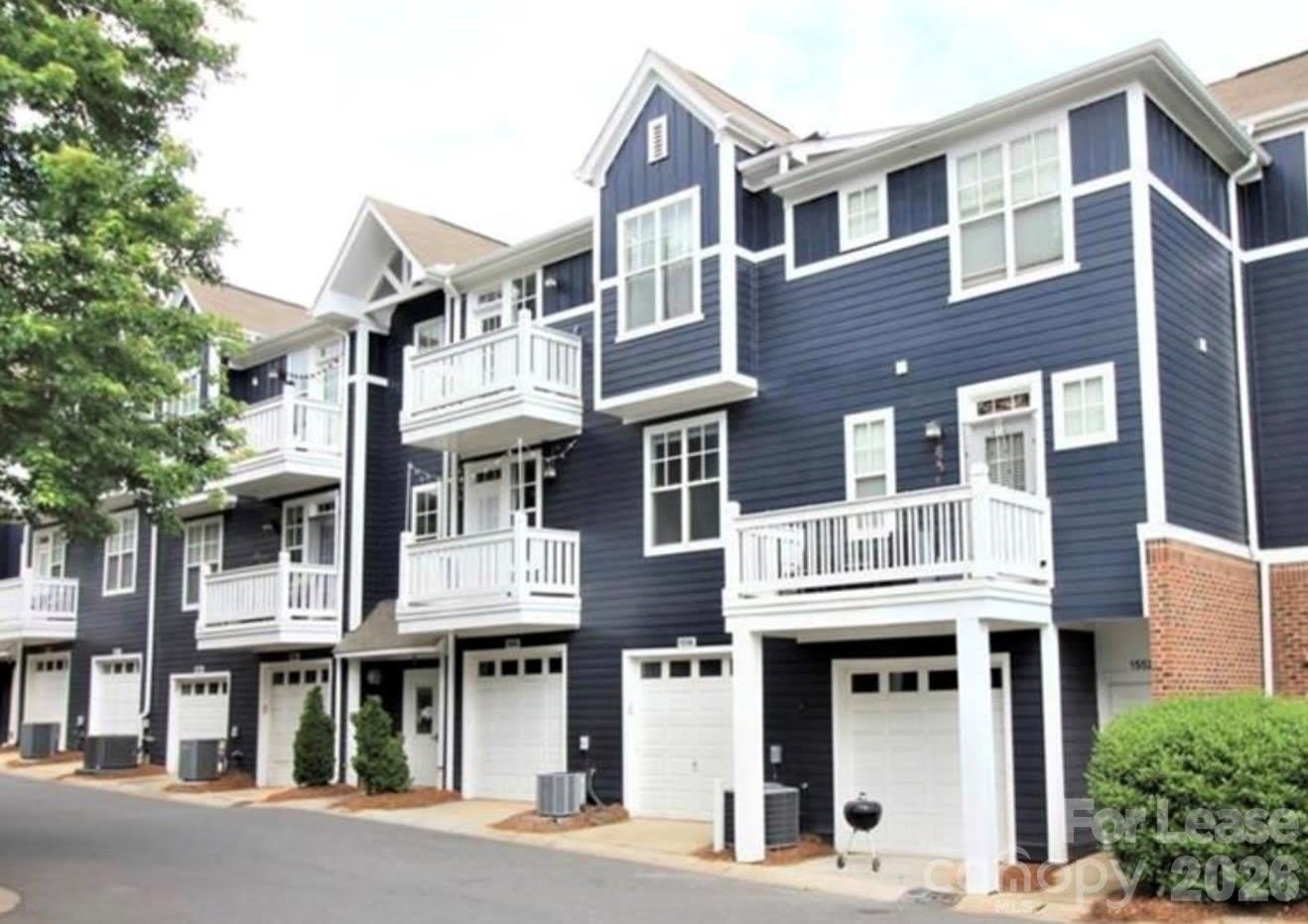 1600 Walnut View Drive – photo 1