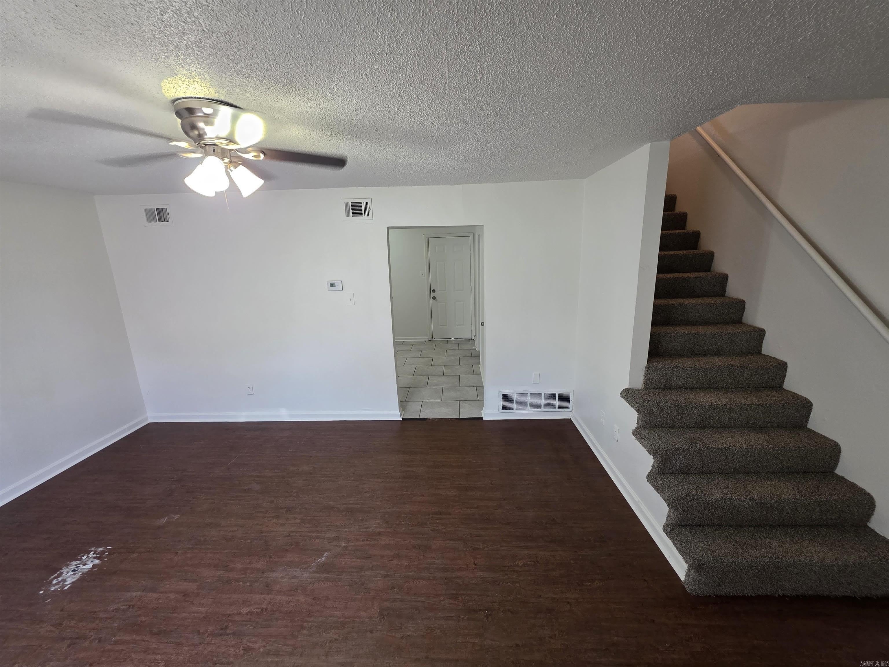 9408 Lew Circle – photo 2