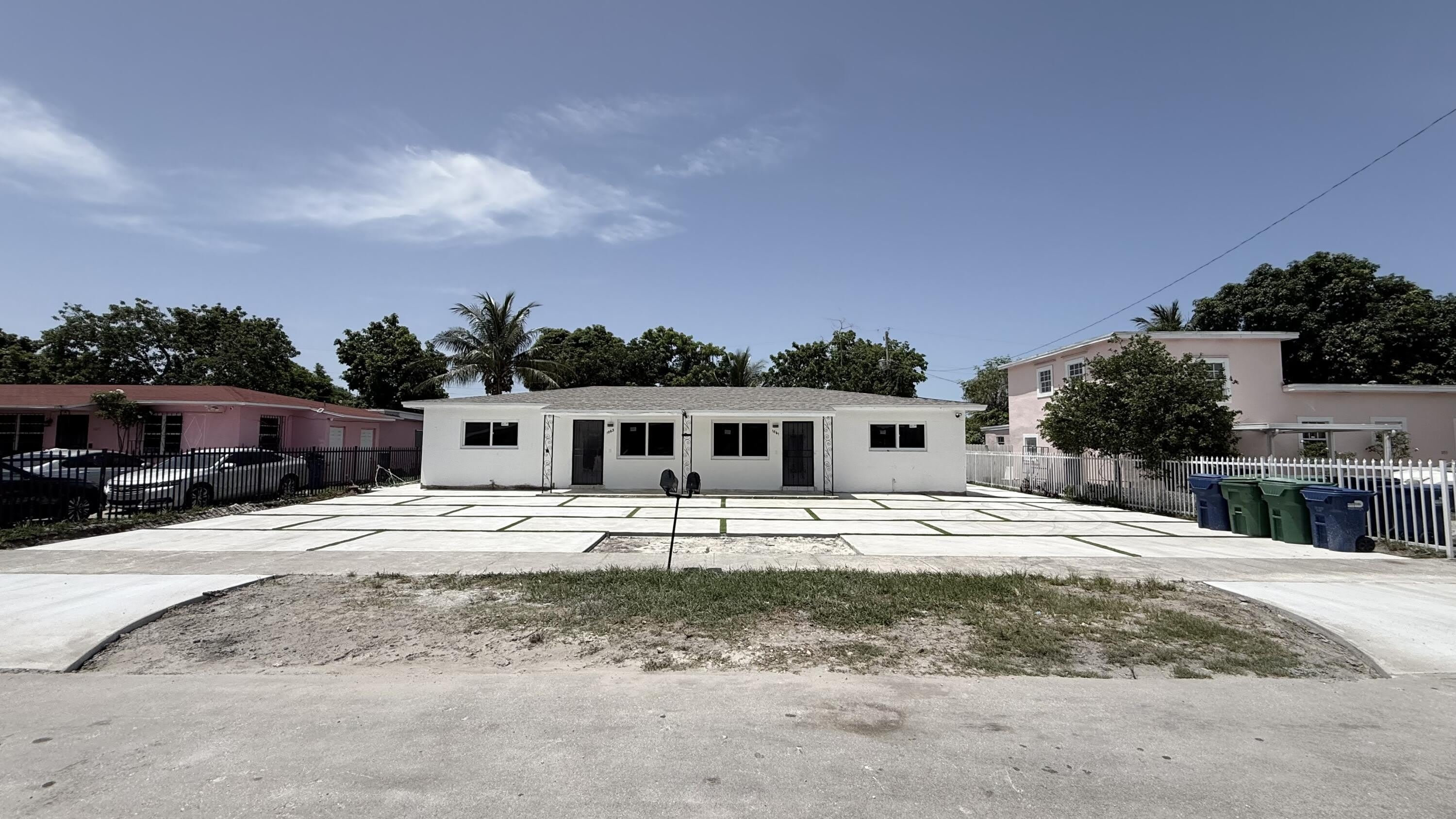 1063 NW 108th Terrace – photo 1