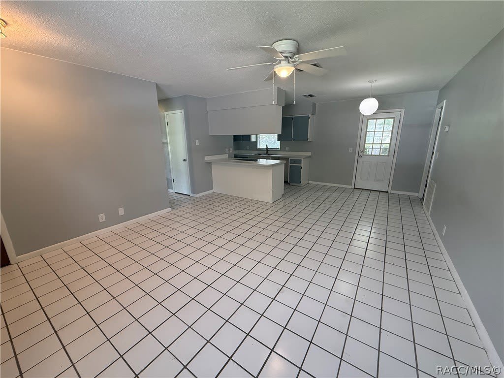 927 Russell Avenue – photo 4