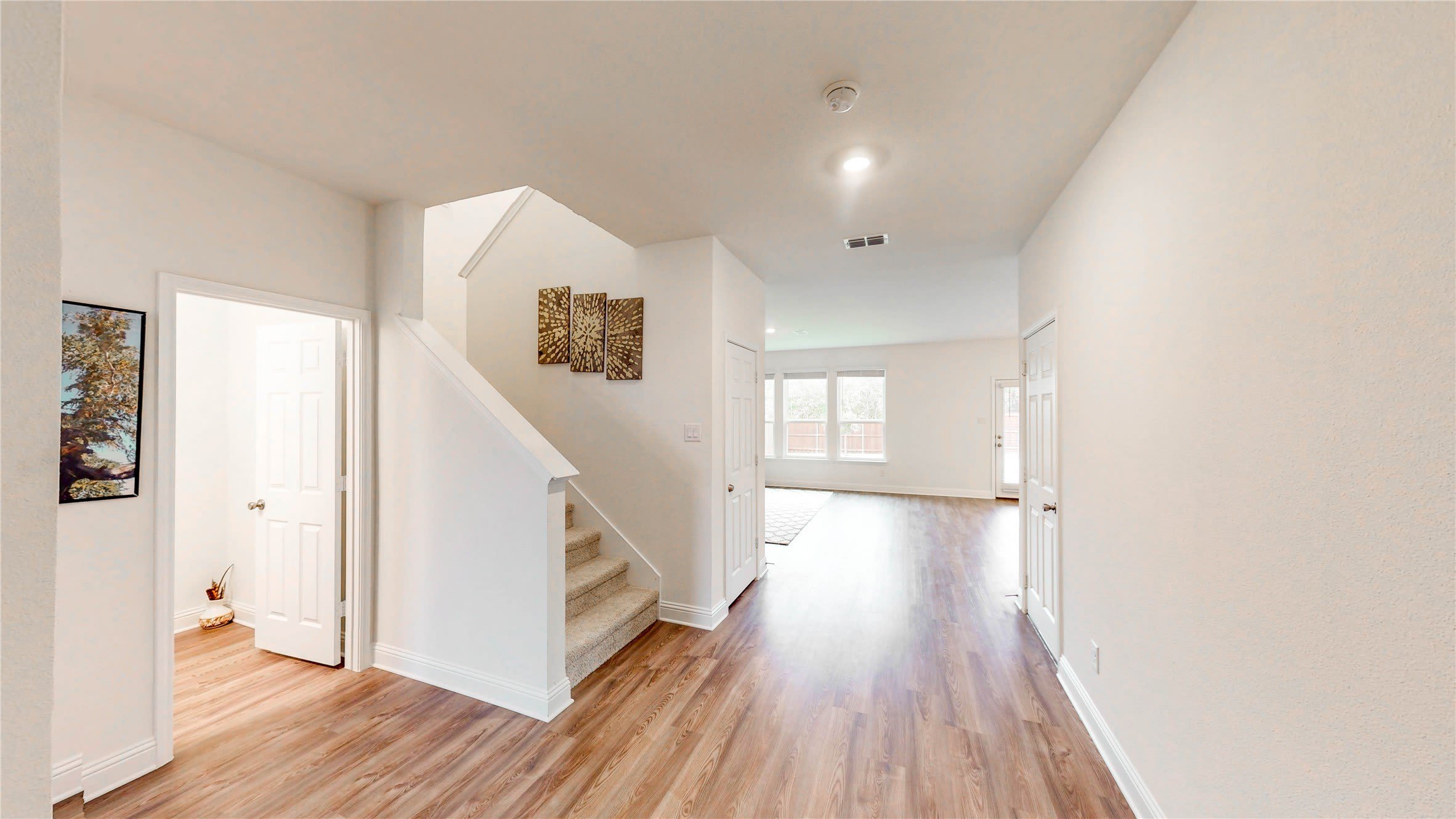 1200 Lancaster Drive – photo 5