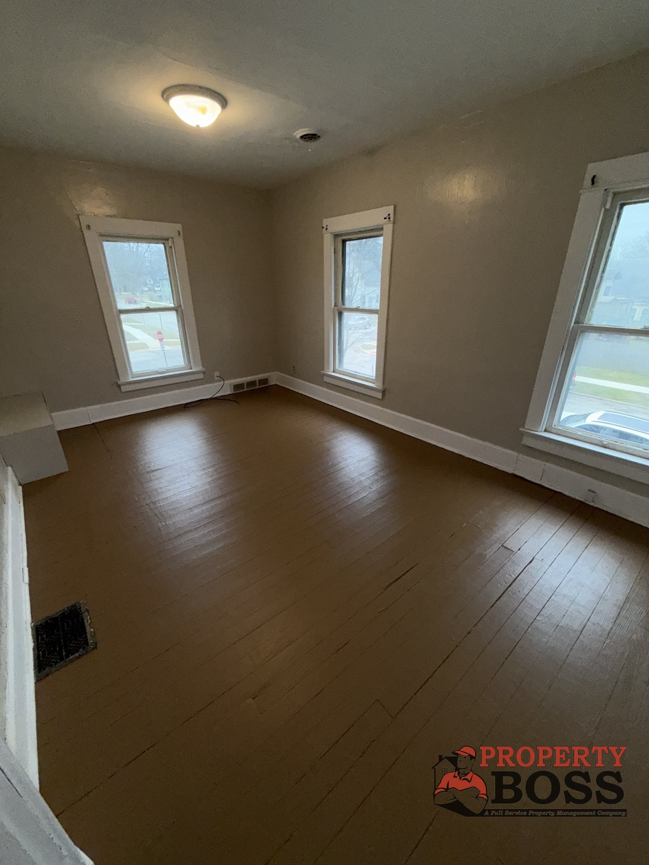 303 Harrison Street – photo 2