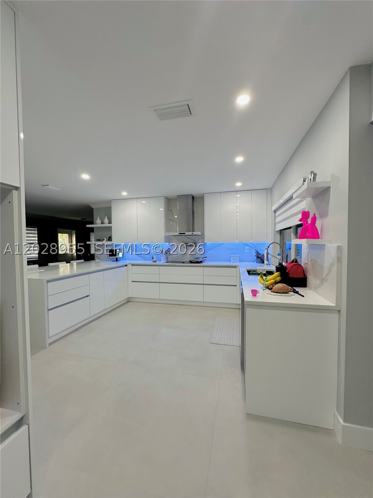 5680 Sw 7Th St – photo 5