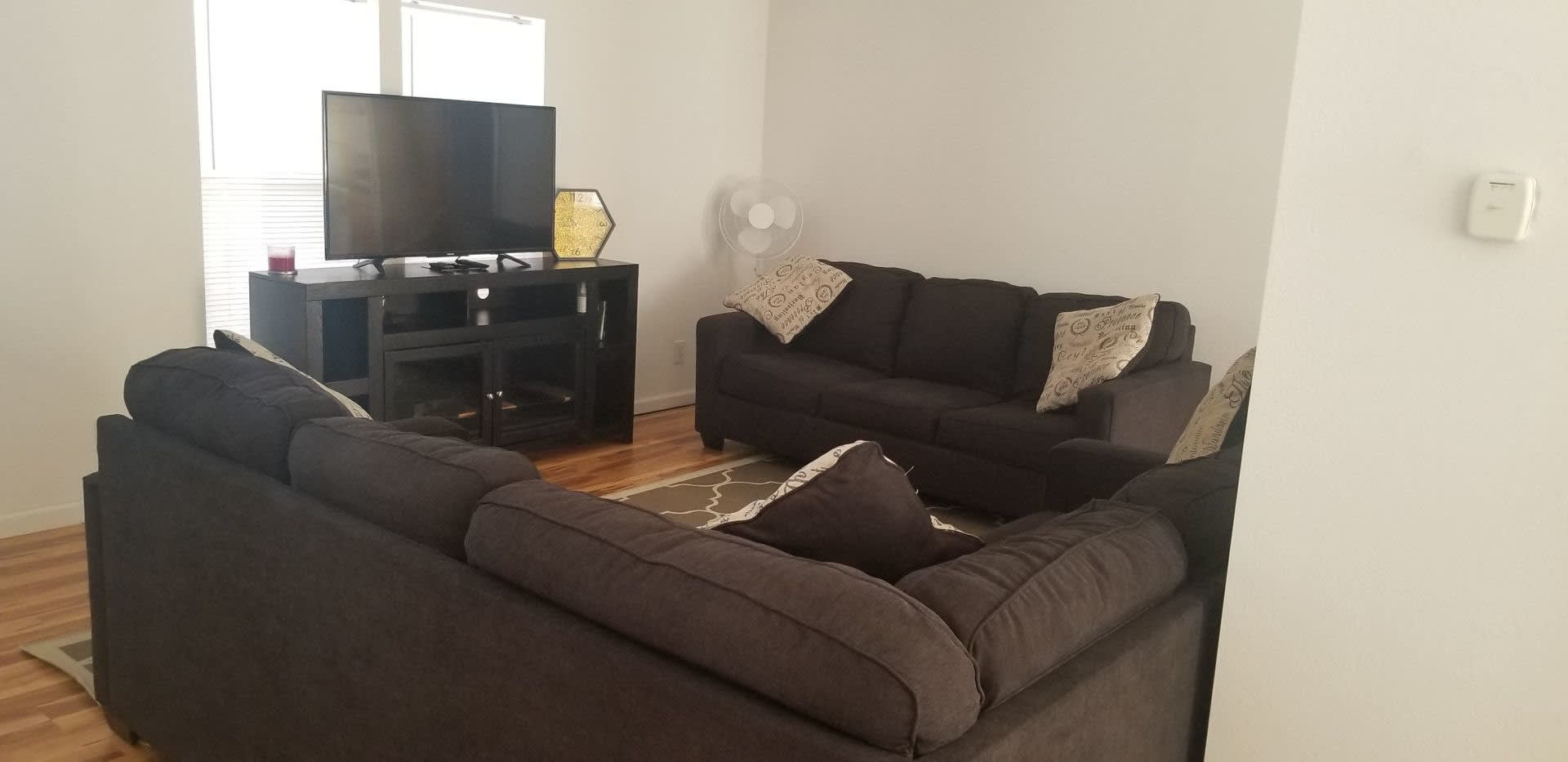 SUMMER/WINTER RENTAL 2026-2027 – photo 4