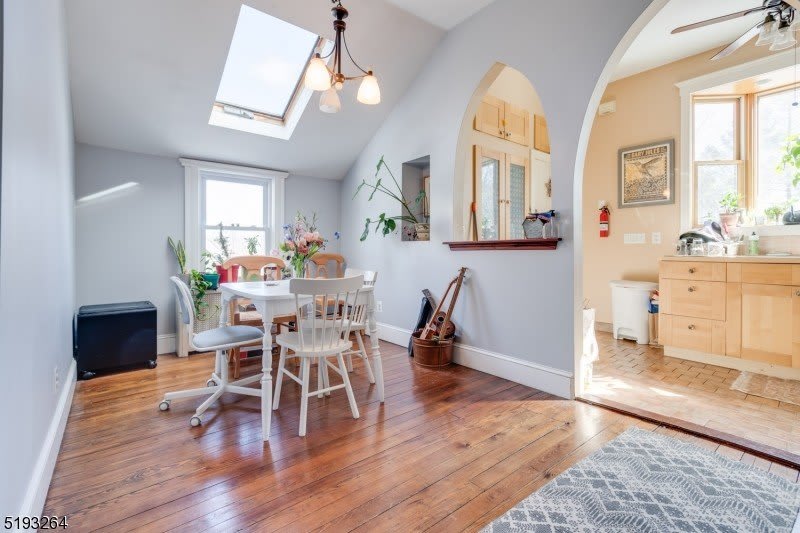 36 Burnet St Unit 3 – photo 5