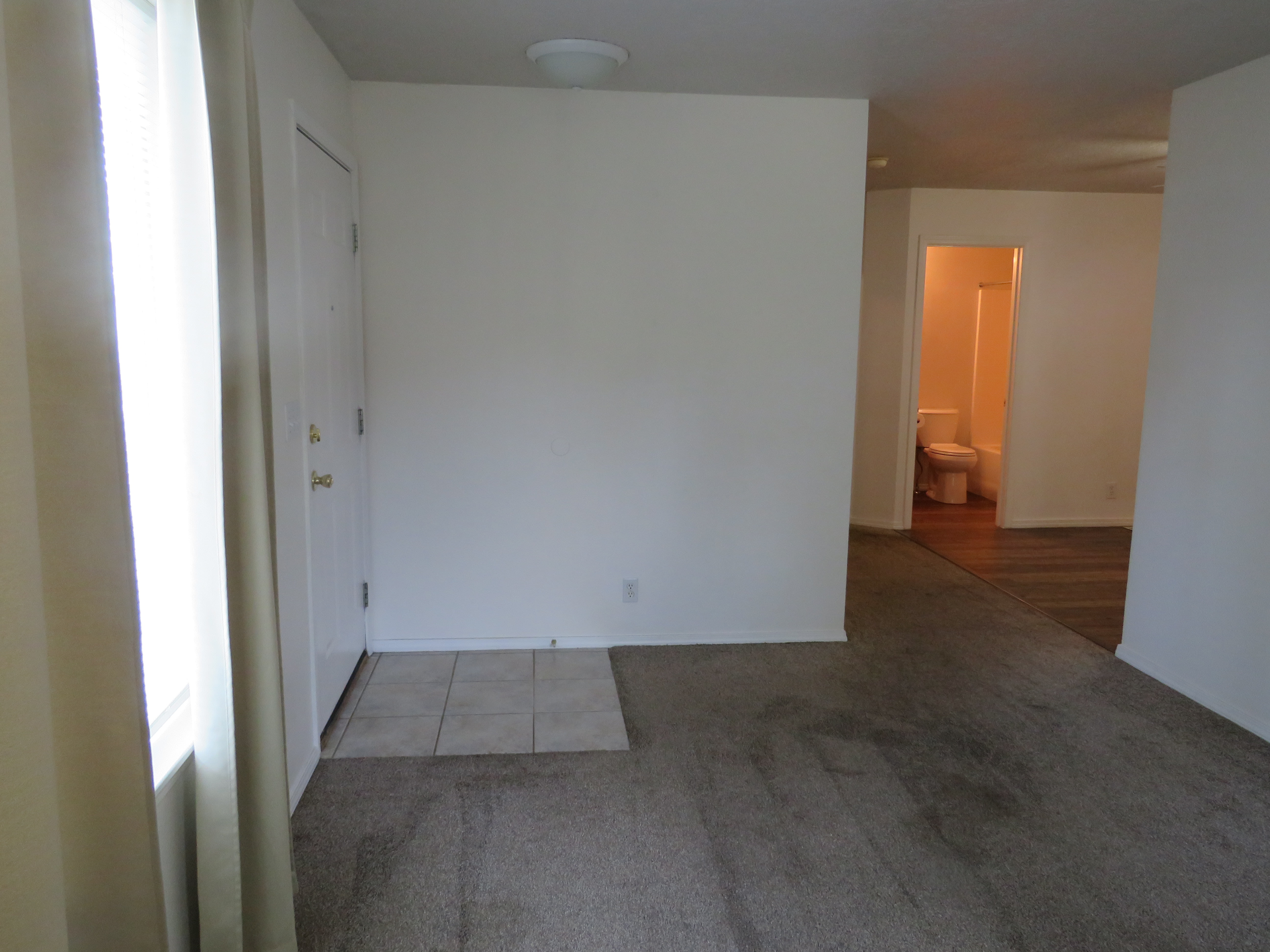 2112 S Longmont Ave – photo 3