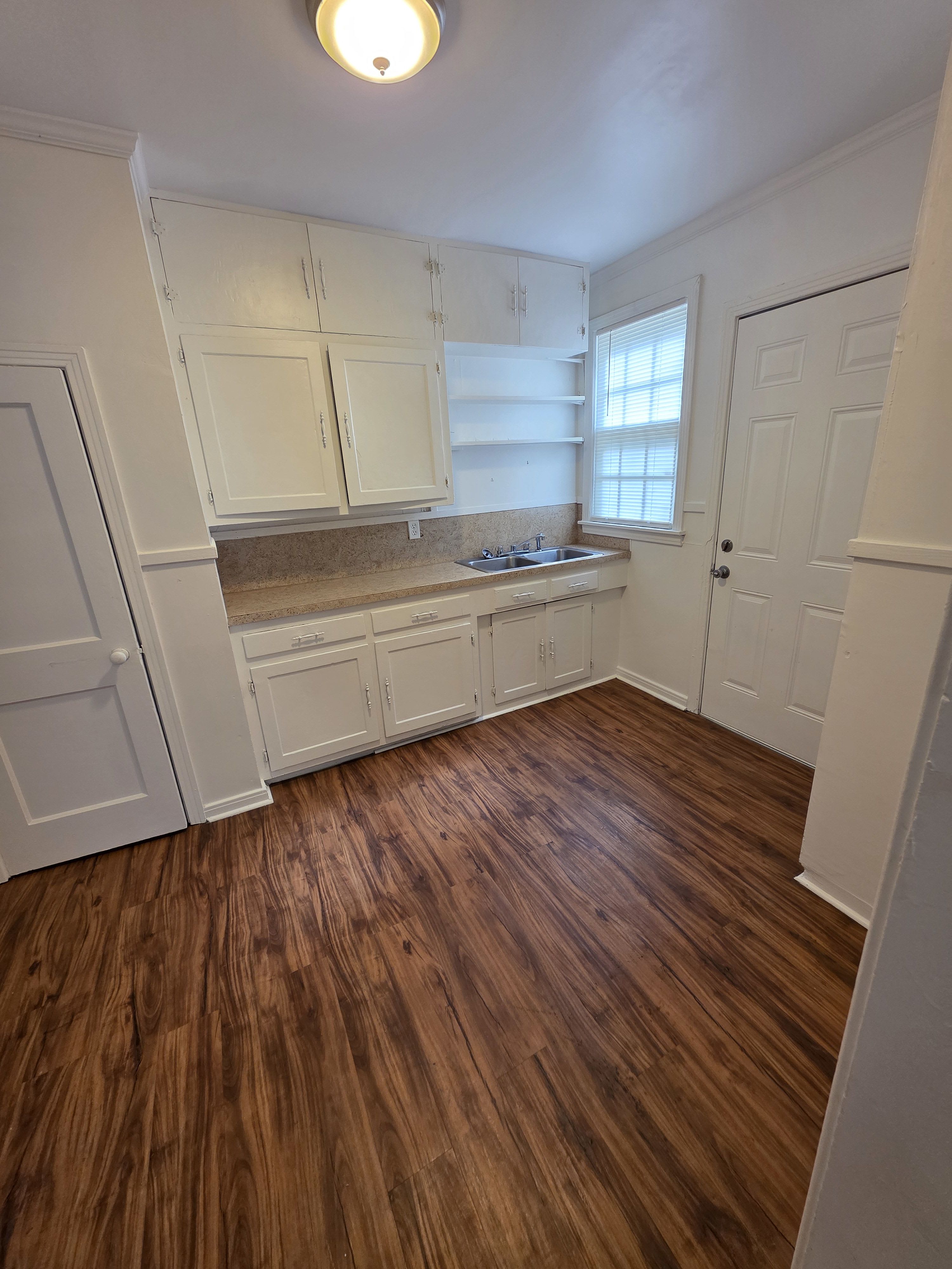 658 Crestwood Avenue Northwest – photo 5