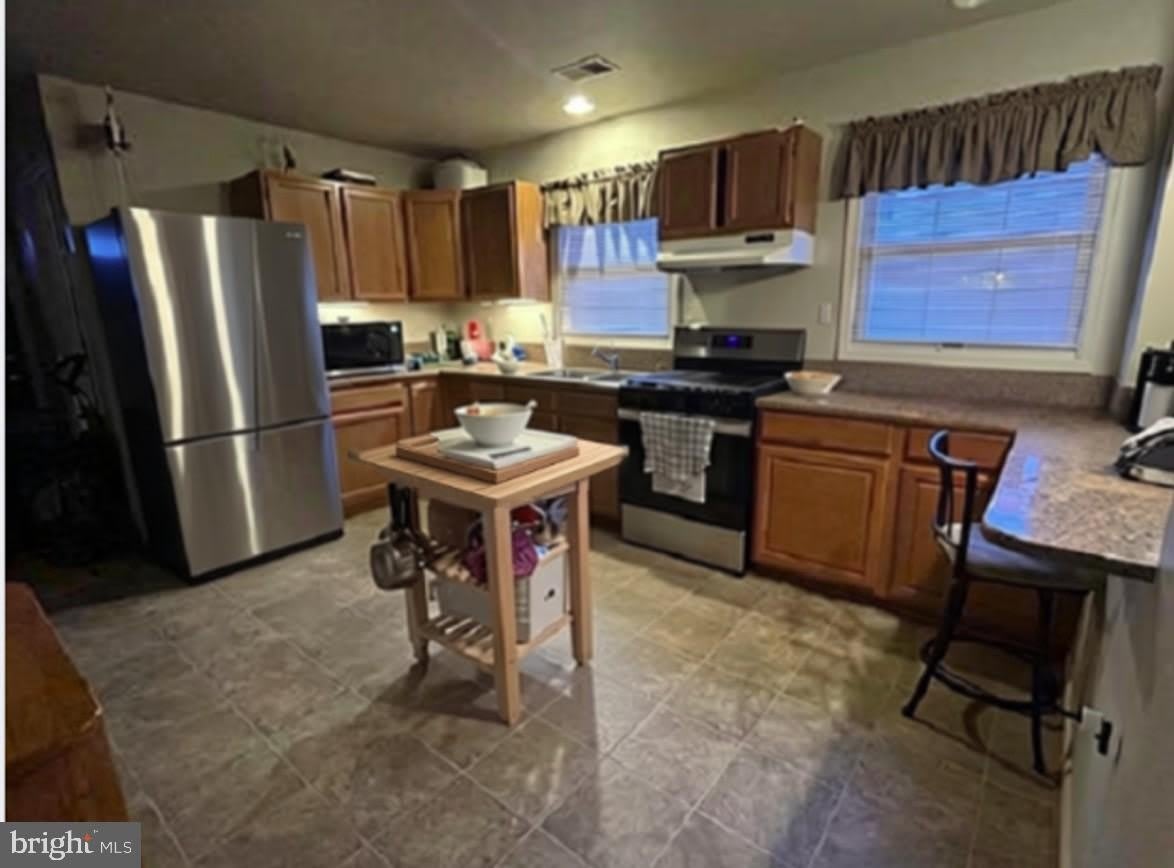 303 4TH Avenue – photo 2