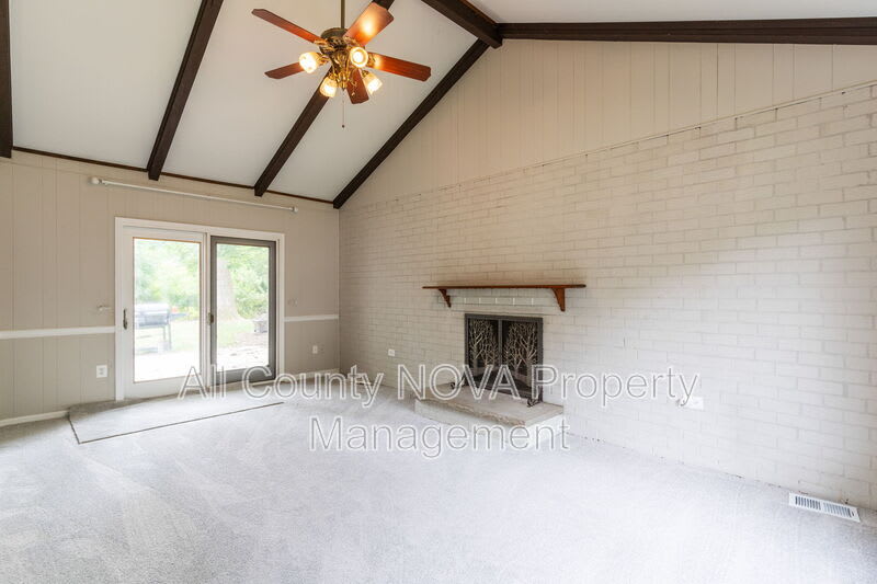 4126 Lenox Dr. – photo 4