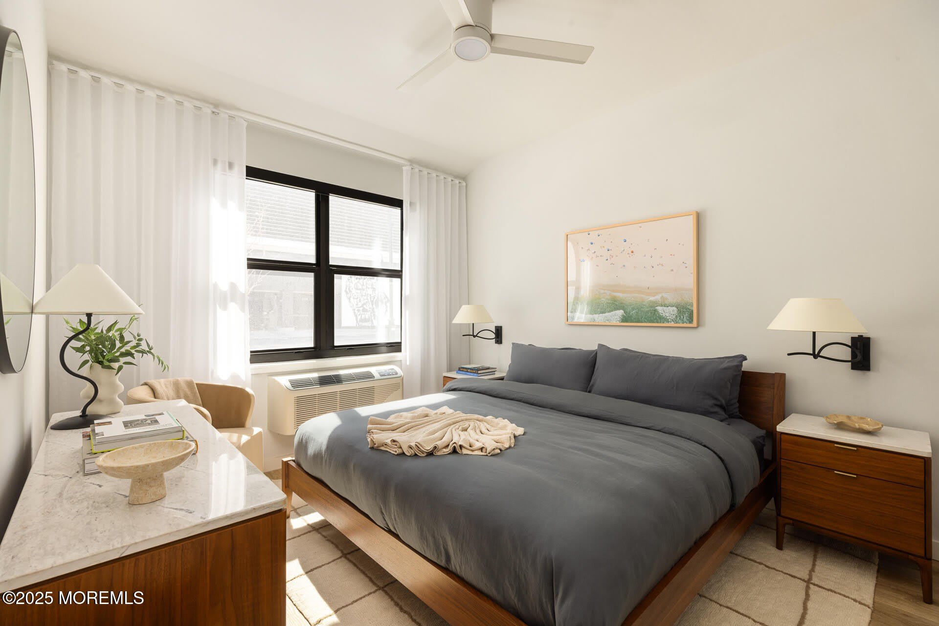 1150 Kingsley Street – photo 2