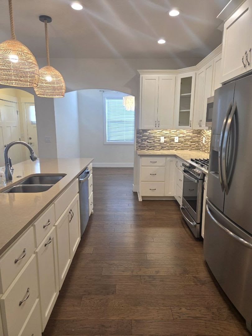 Newer Three bed, 2.5 bath Ashland Home – photo 5