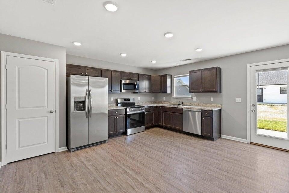 8157 Driftwood Loop – photo 2