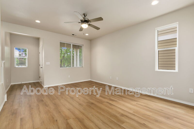 347 Kalkaska Court – photo 5