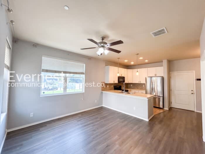 2428 Obsidian Forest View – photo 5
