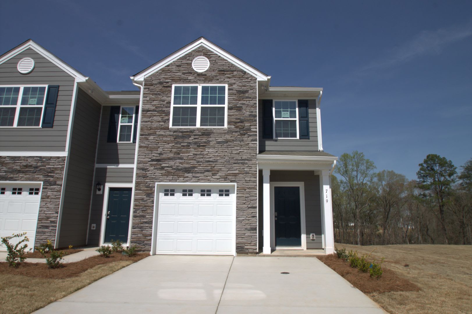 Exclusively Offered By Muse Realty Rentals Llc – photo 1