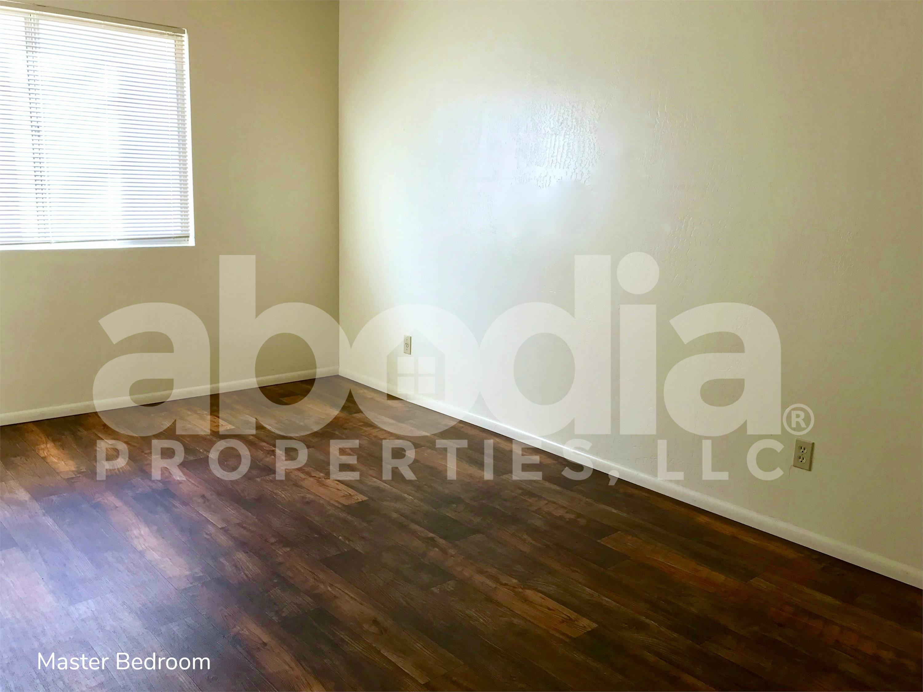 131 E Whipple Ext – photo 4