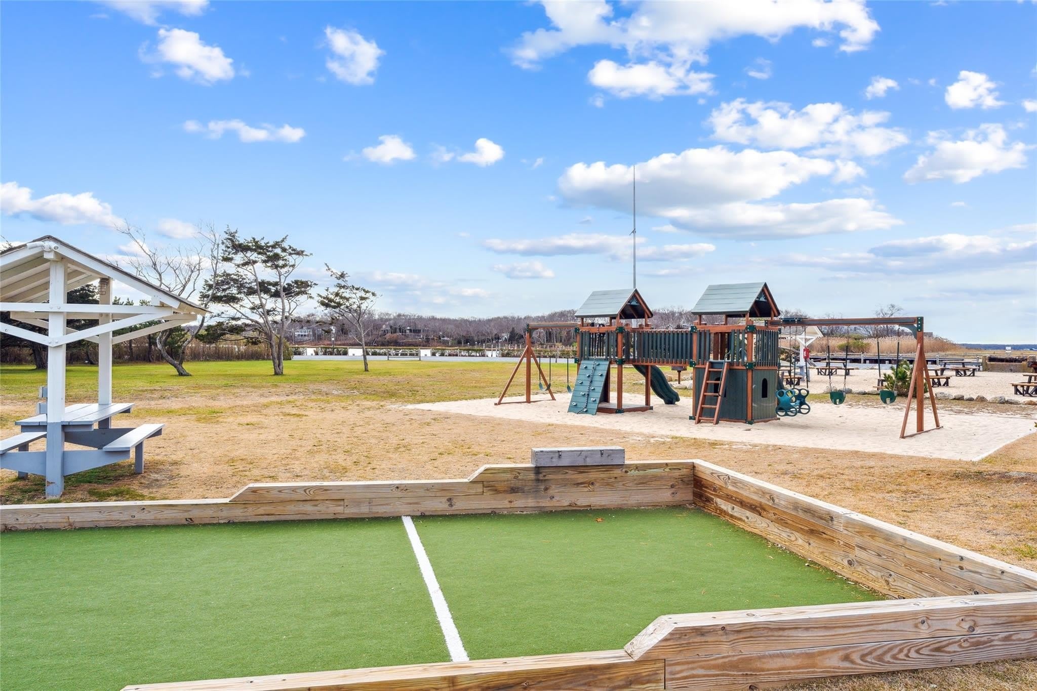 34 Underwood Drive – photo 1