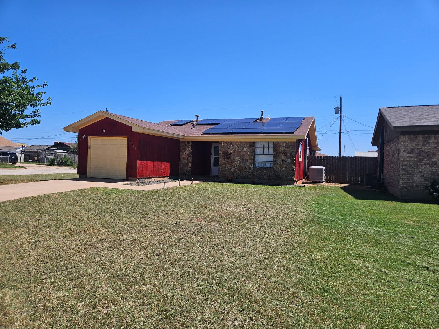 Less Than 5 Minutes from Dyess Air Force Base! – photo 2