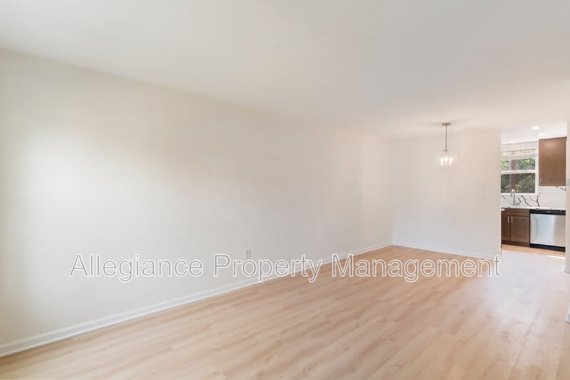 3727 Mark Drive – photo 5