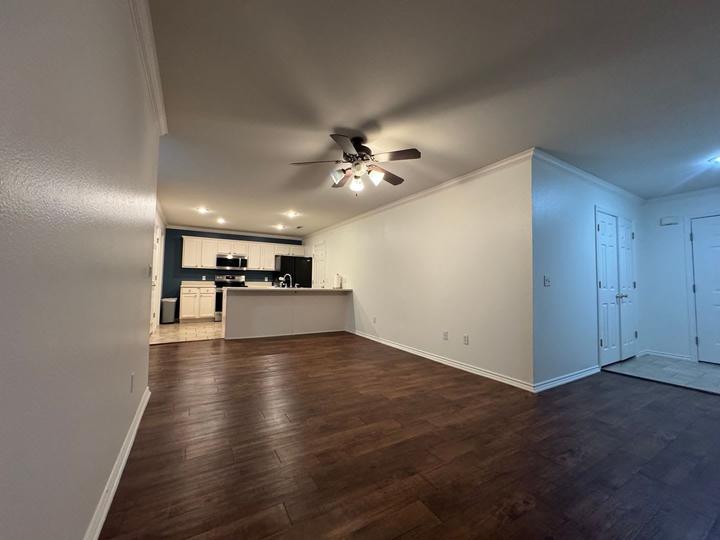 ***1584 Willowbrook Drive*** – photo 3