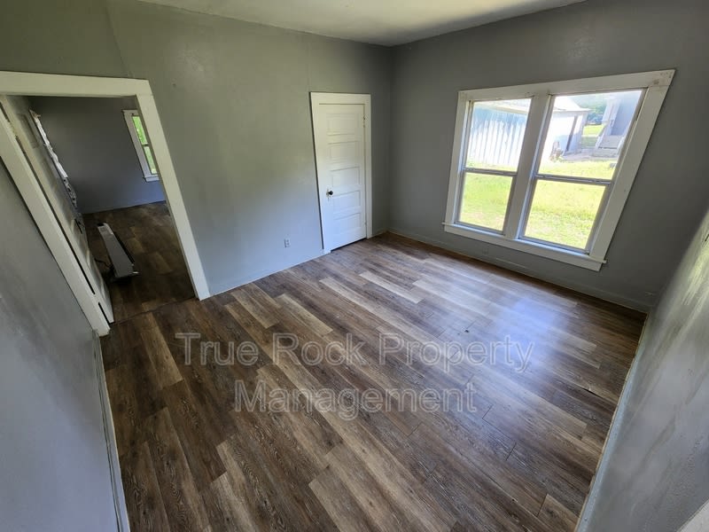 227 North Hope Avenue – photo 5