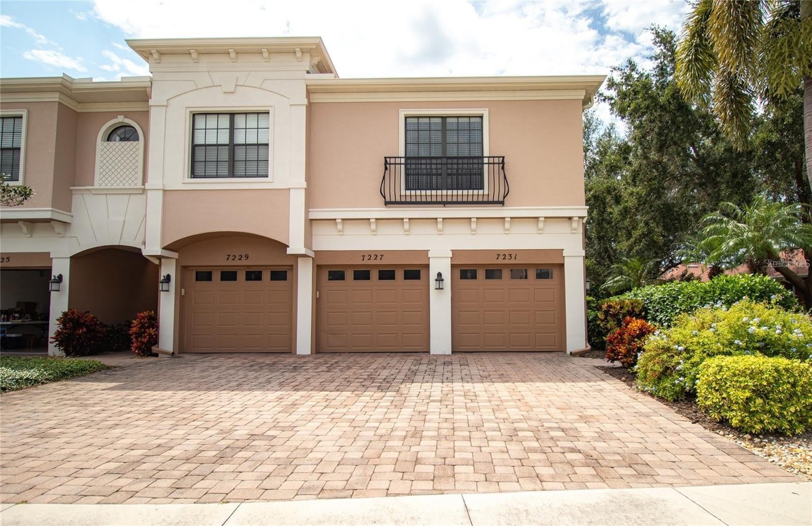 7231 Hamilton Road – photo 1
