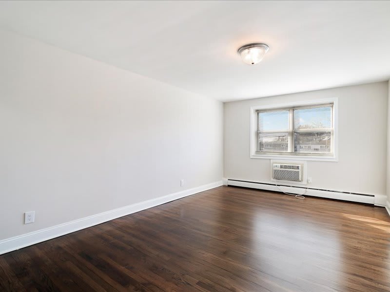 White House Apartments – photo 4