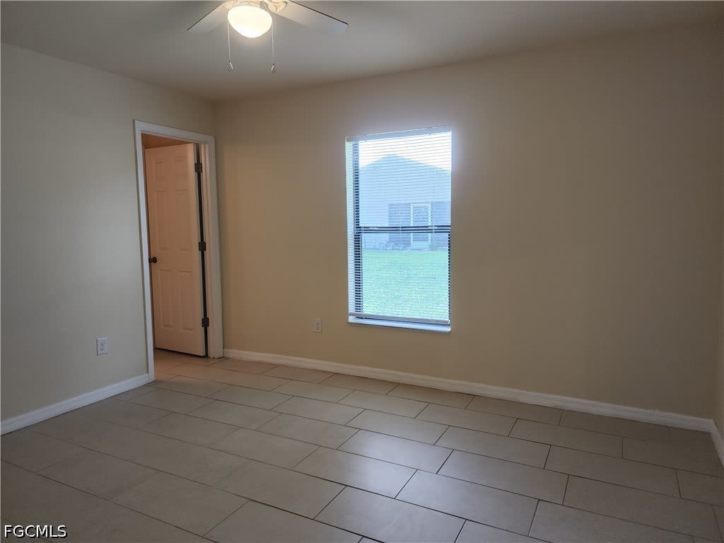 121 SW 16th Terrace – photo 5