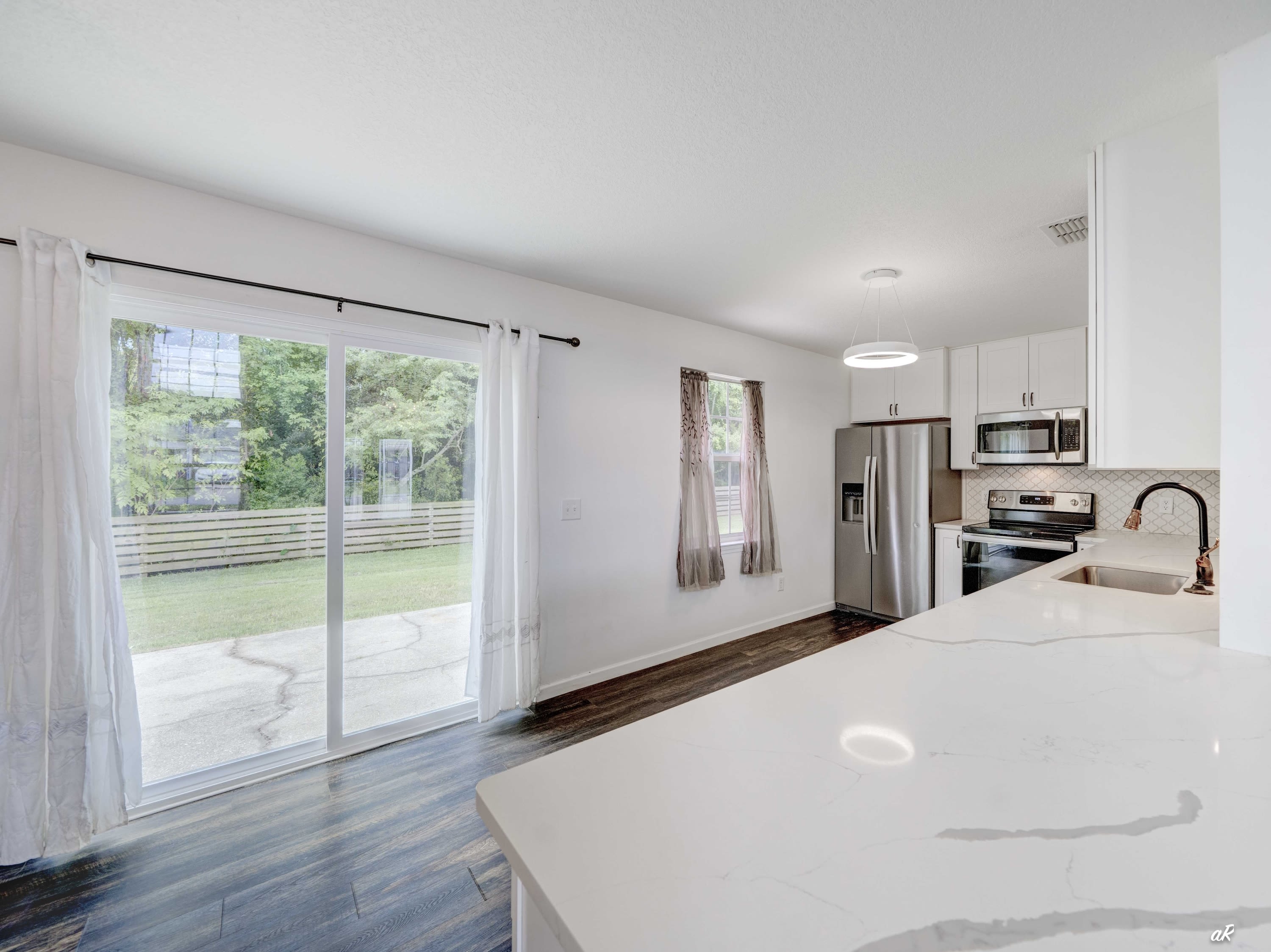 6226 Wallace Road – photo 5