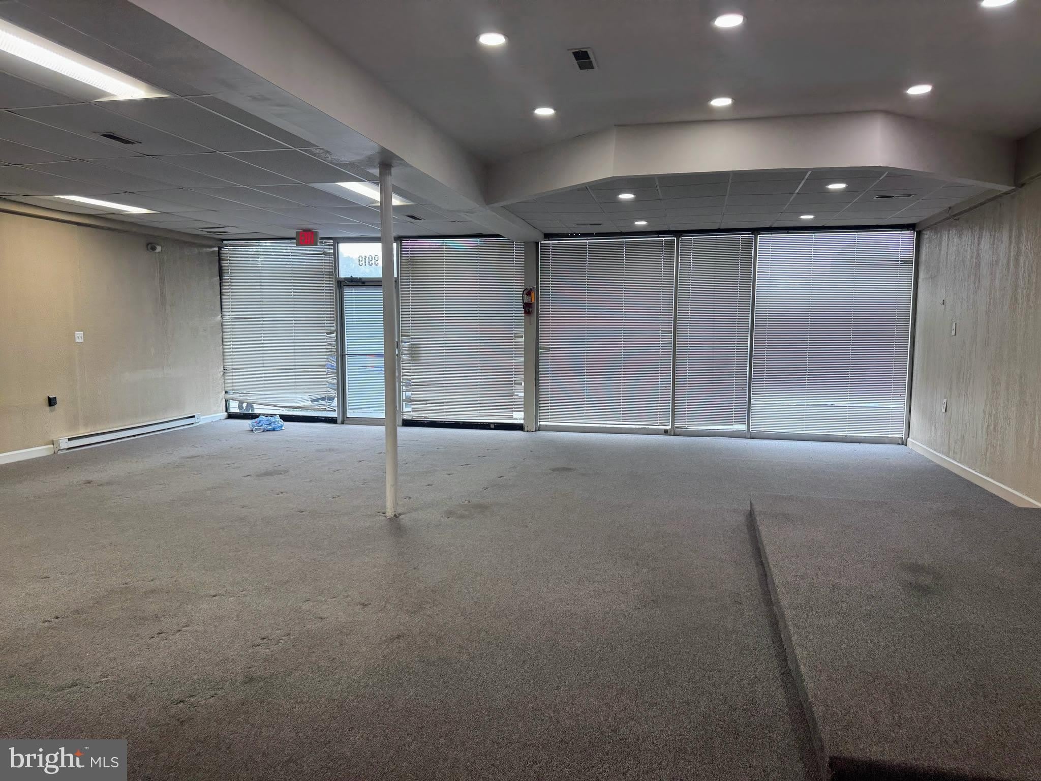 9913 RHODE ISLAND Avenue – photo 2
