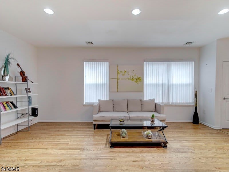 92 Willow St – photo 5