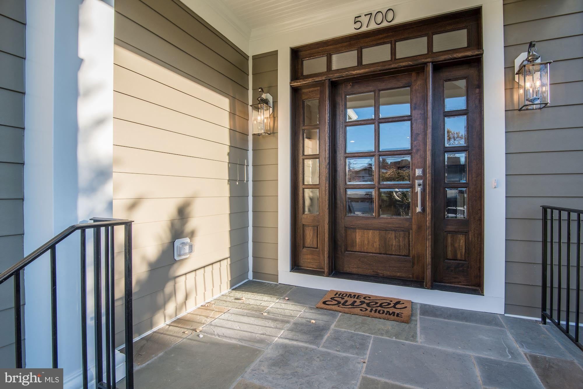 5700 TANGLEWOOD Drive – photo 3