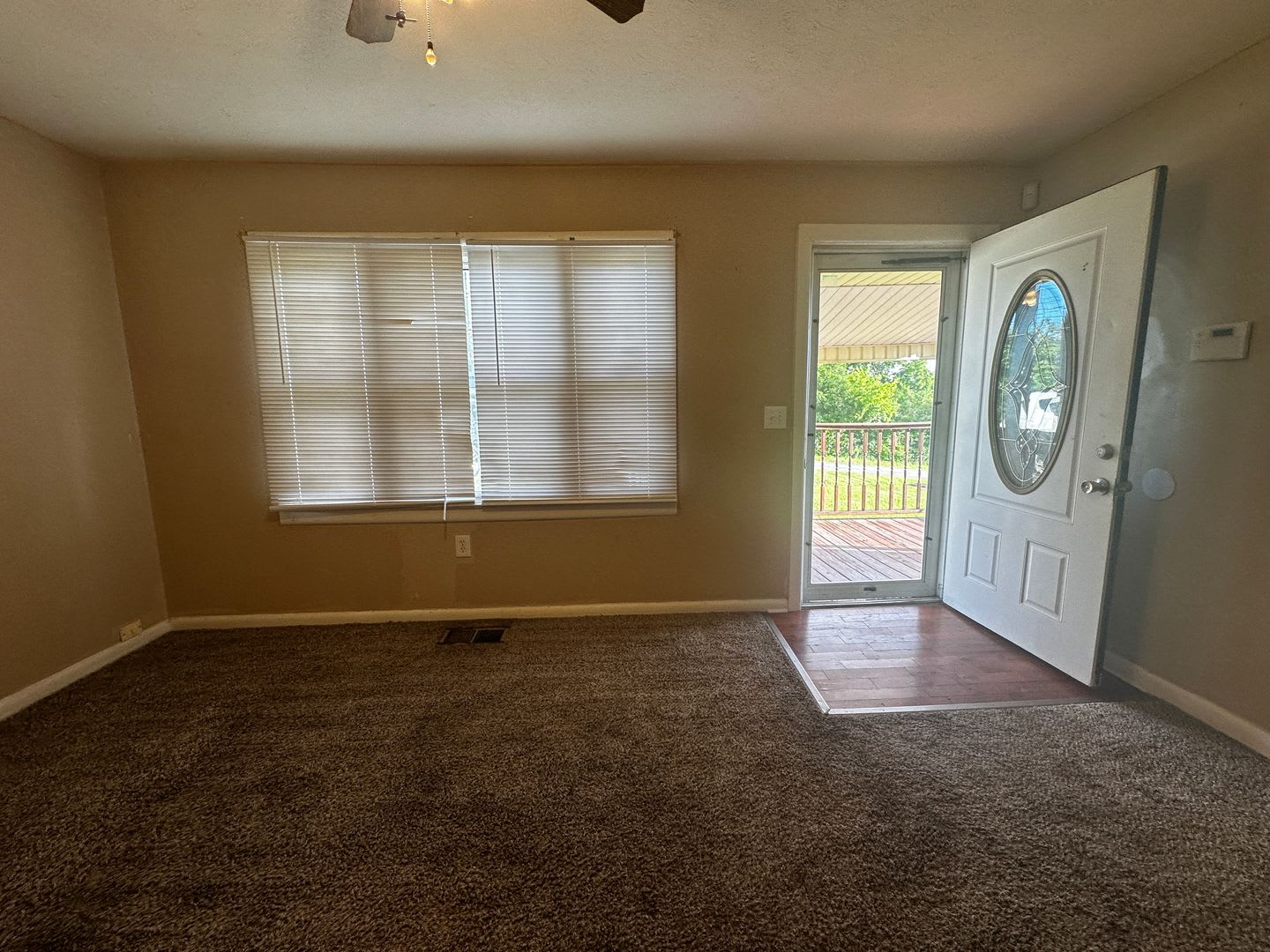 Two Bedroom-One Bath for rent in Morristown – photo 3