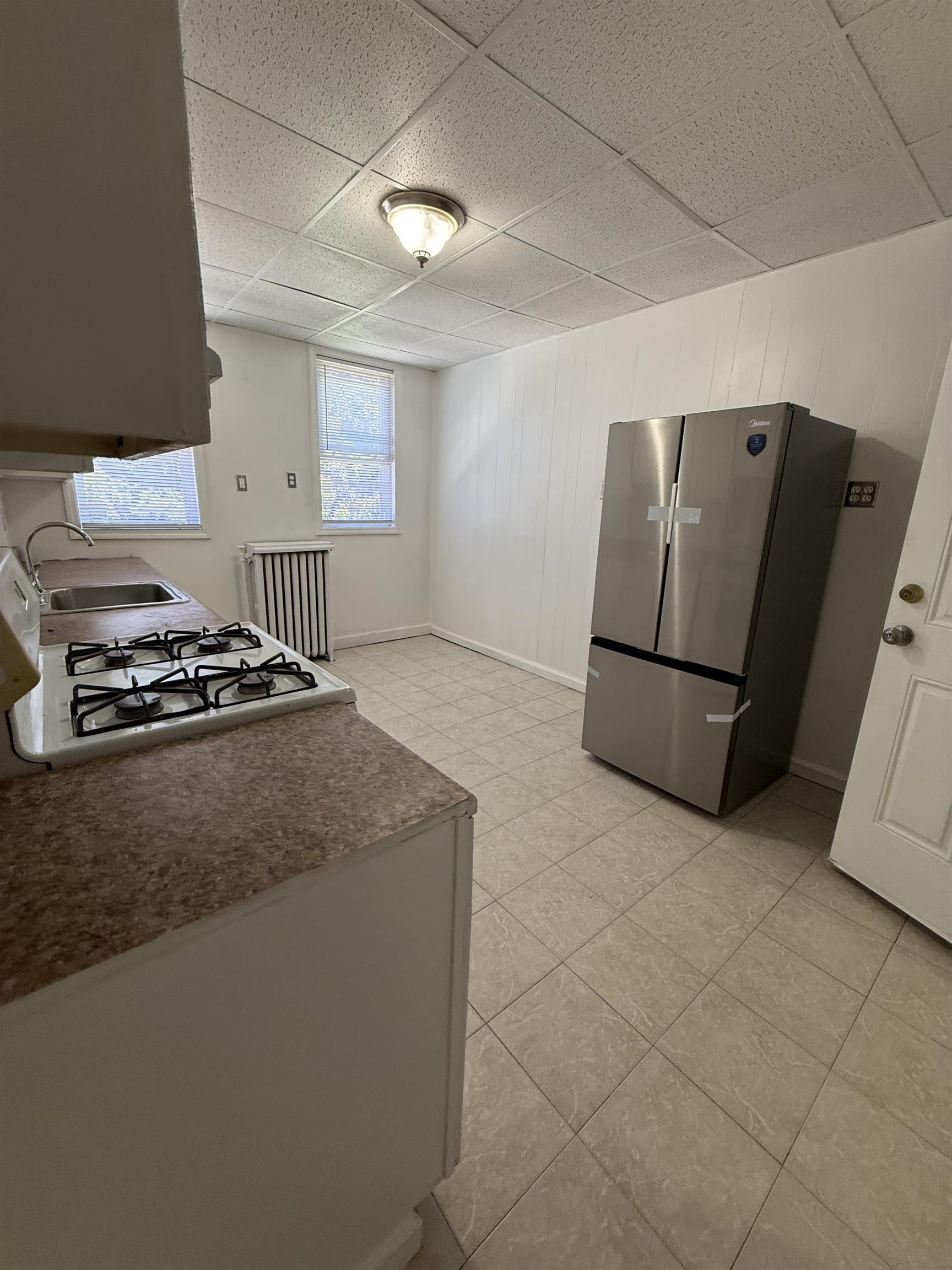 406 67TH ST – photo 4