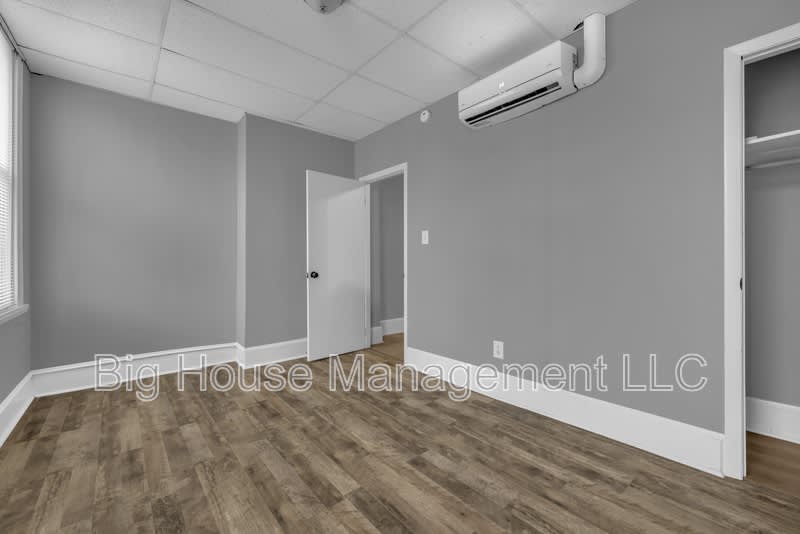 339 E 25th St – photo 5