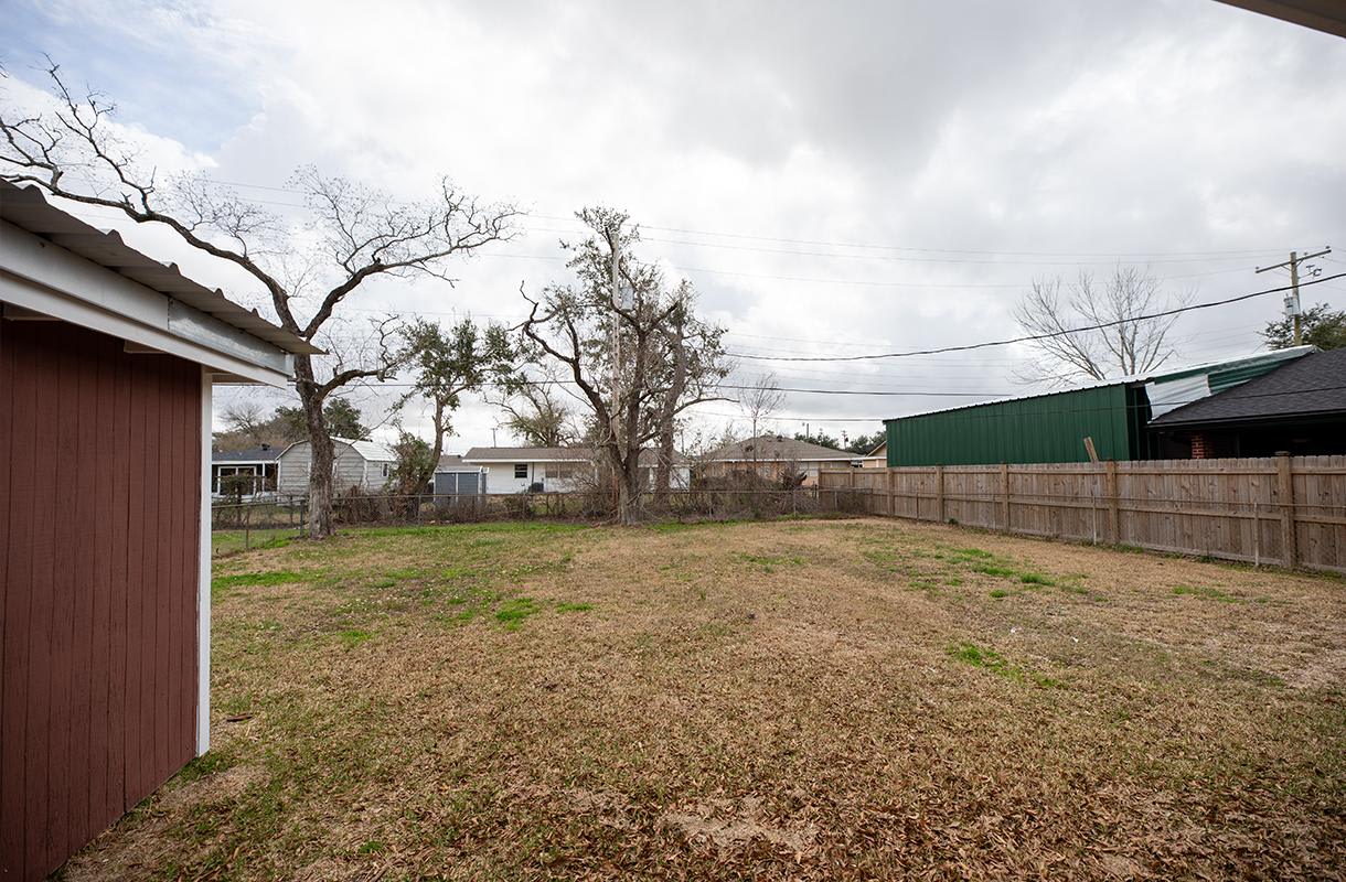 3549 Taylor St – photo 2