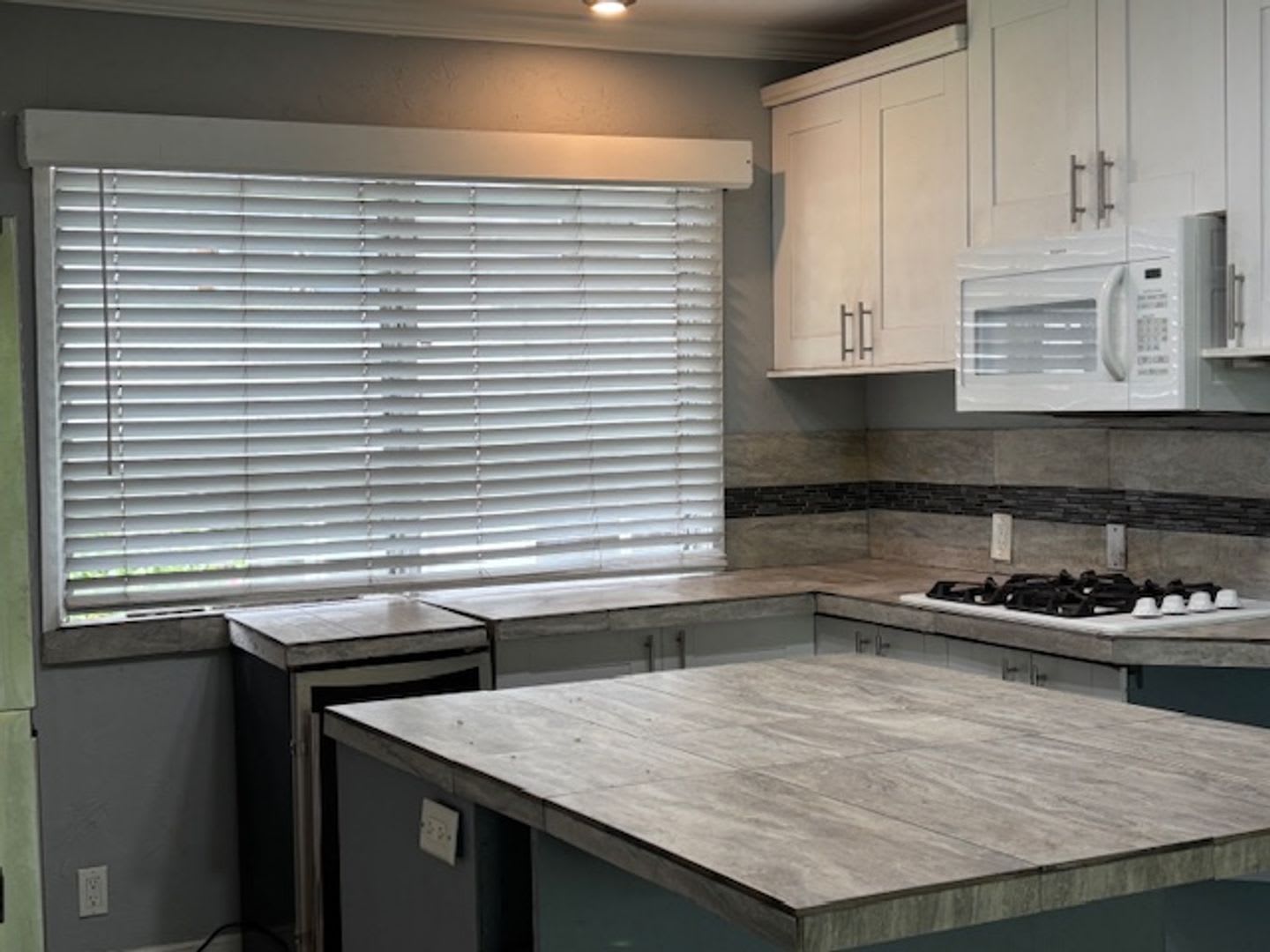 Kona Kai 2 Bedroom / 1 Bath Apartment **Pet Friendly** – photo 2