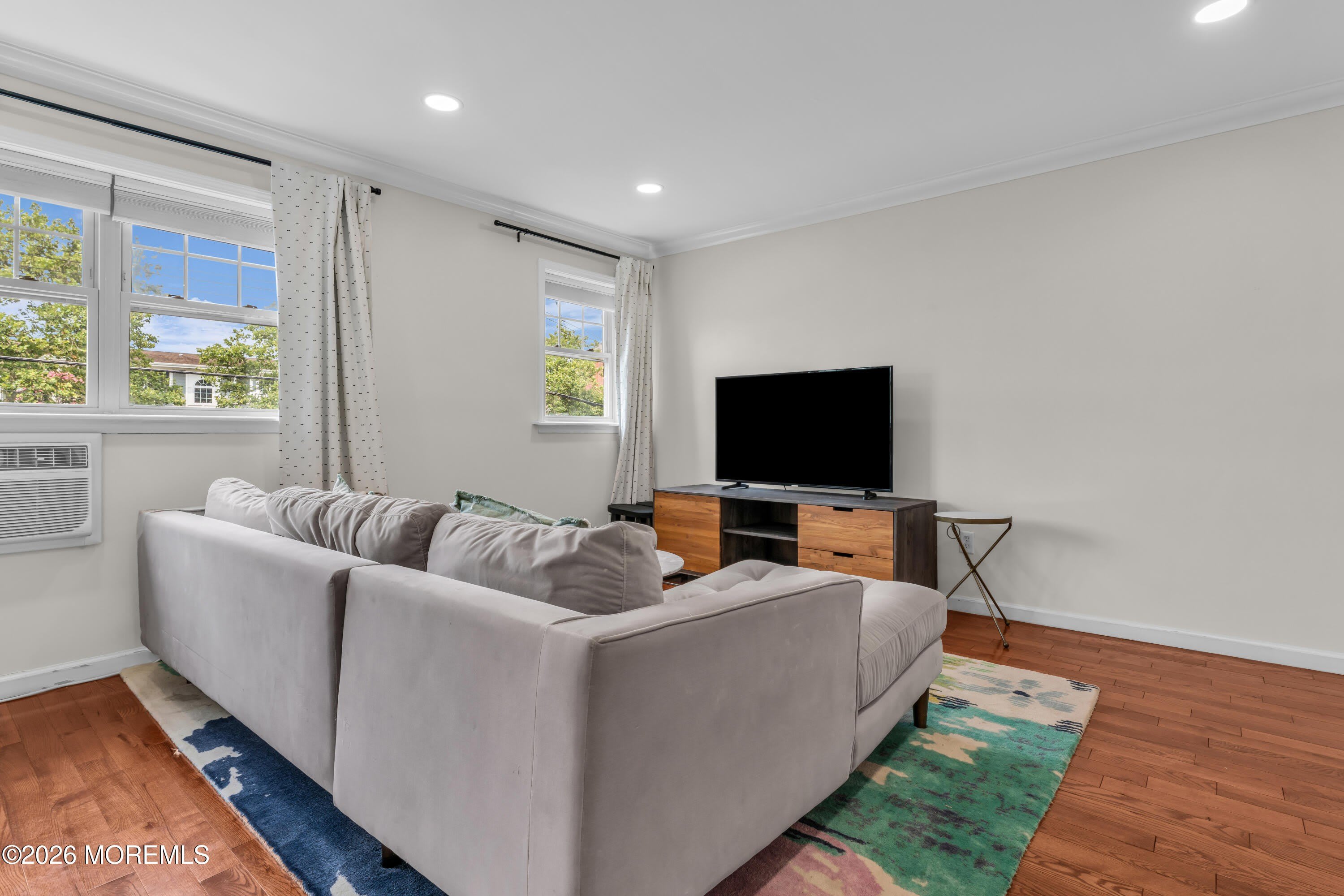 304 4th Avenue – photo 3