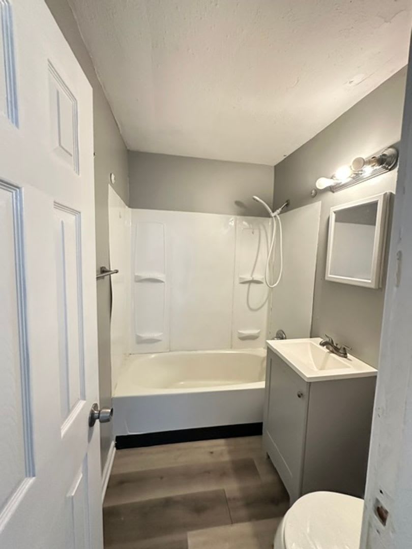 916 N Central Dr – photo 4