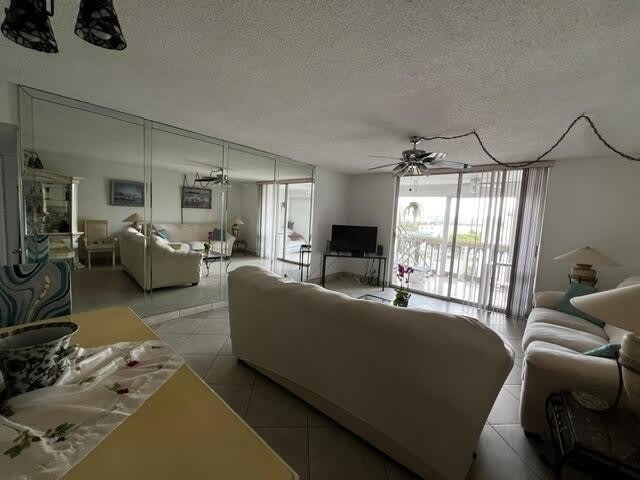 1001 NE 14th Avenue – photo 5
