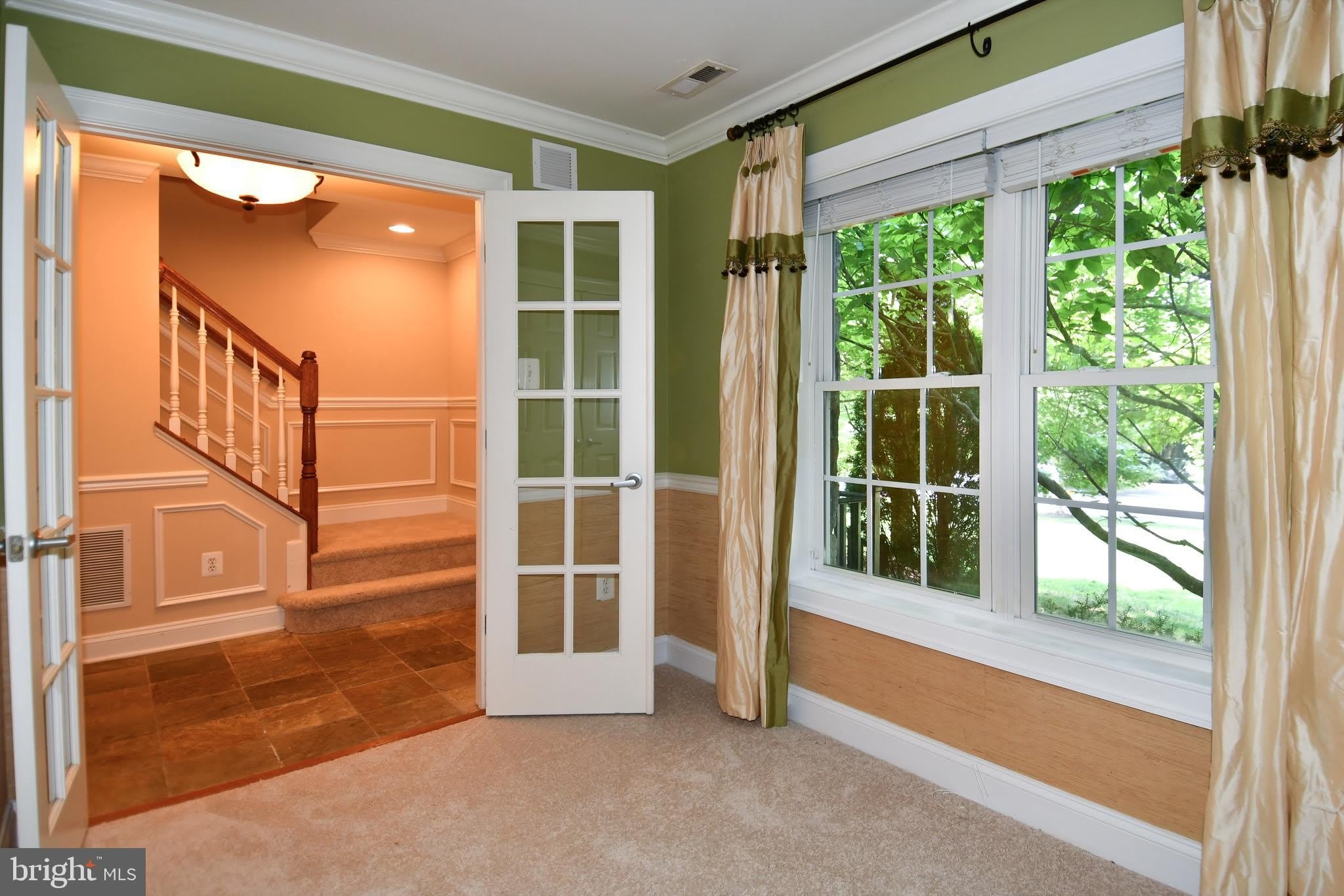 589 CEDAR SPRING Street – photo 5