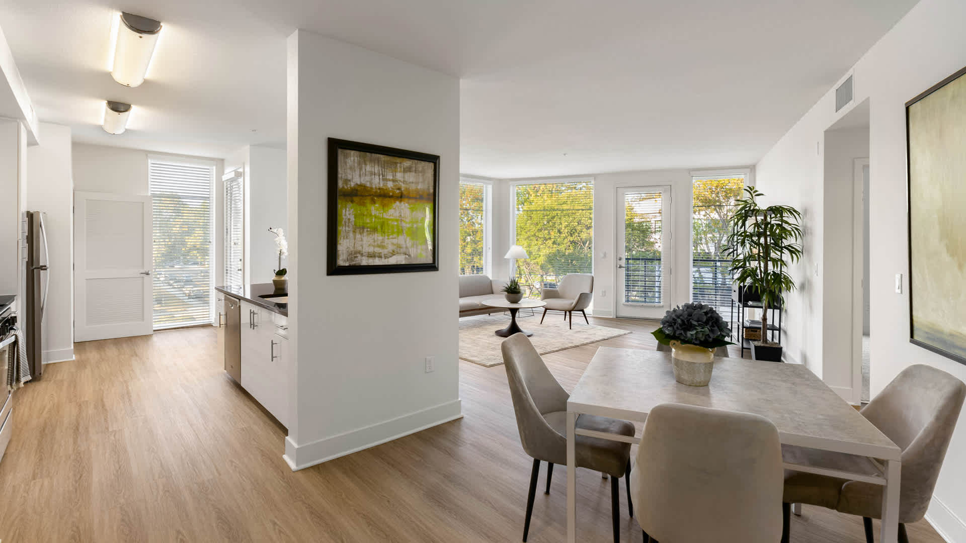 Vista 99 Apartments – photo 2