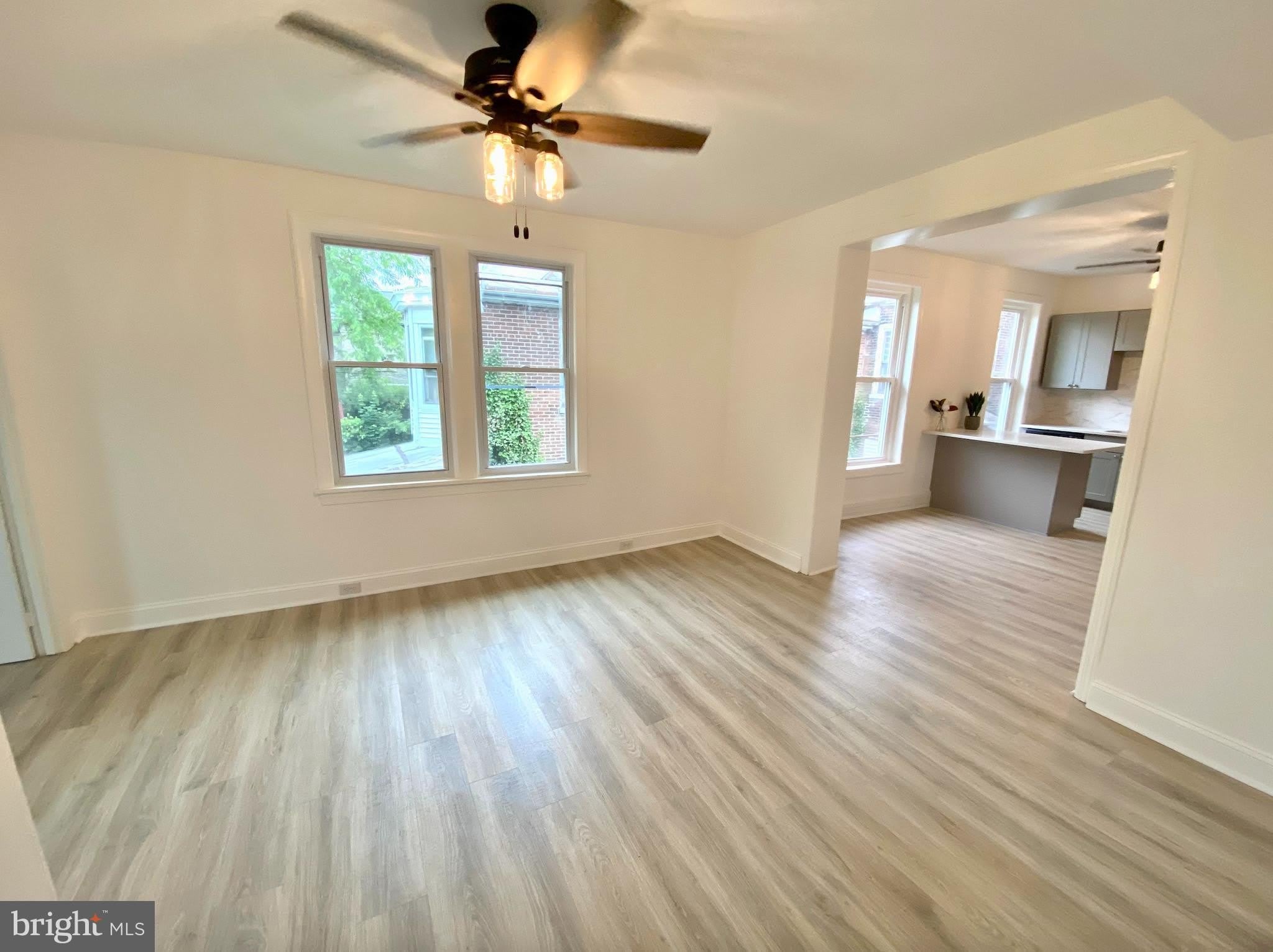 305 S MAIN Street – photo 5