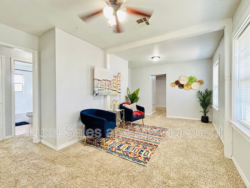 4220 SE 25th St – photo 4
