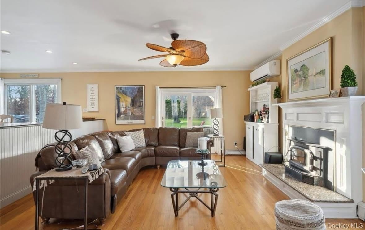 23 N Westbury Road – photo 5