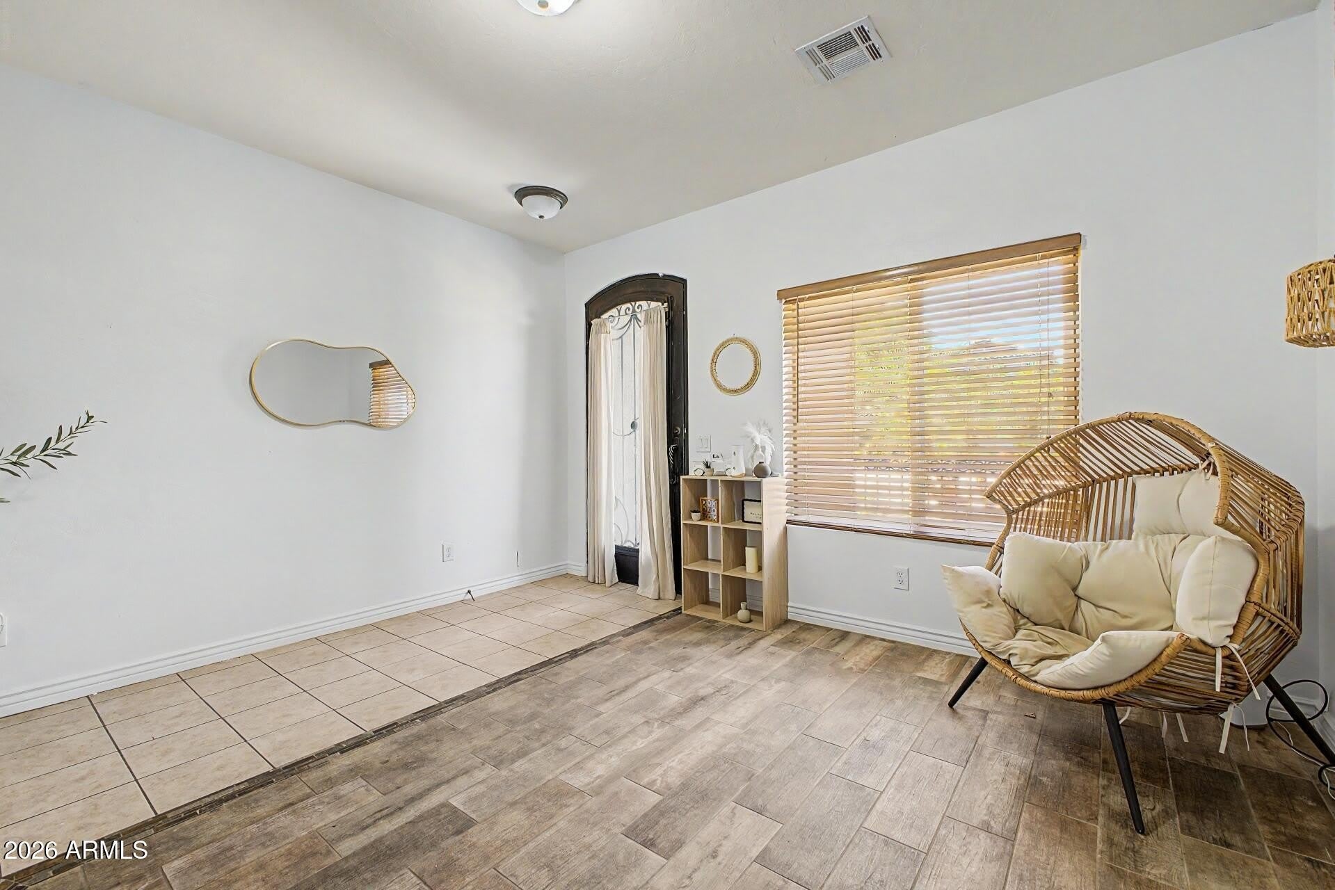 731 W MESQUITE TREE Lane – photo 5