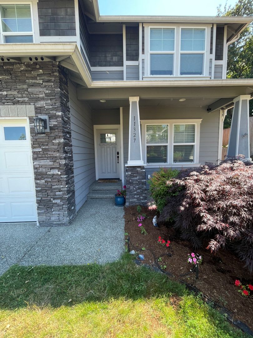 5Bd/2.5Ba Everett Home – photo 2