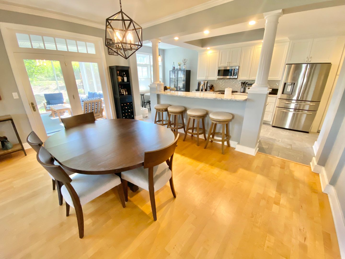 Furnished Townhouse in South Burlington – Available 10/1 SHORT TERM RENTAL – photo 2