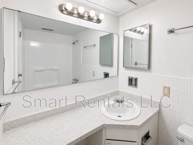 2631 Tyrell Drive 4B – photo 5