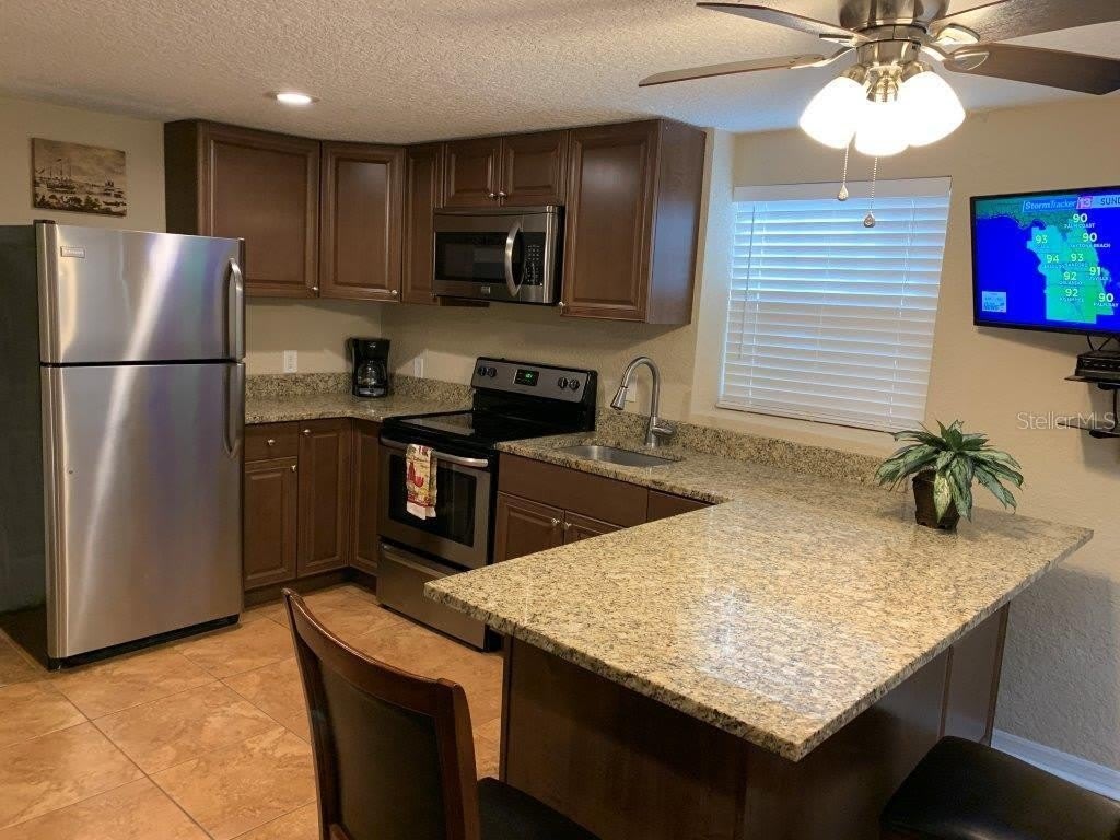 2512 MUSSELWHITE Avenue – photo 4